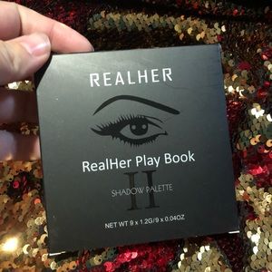 Real Her eyeshadow pallet